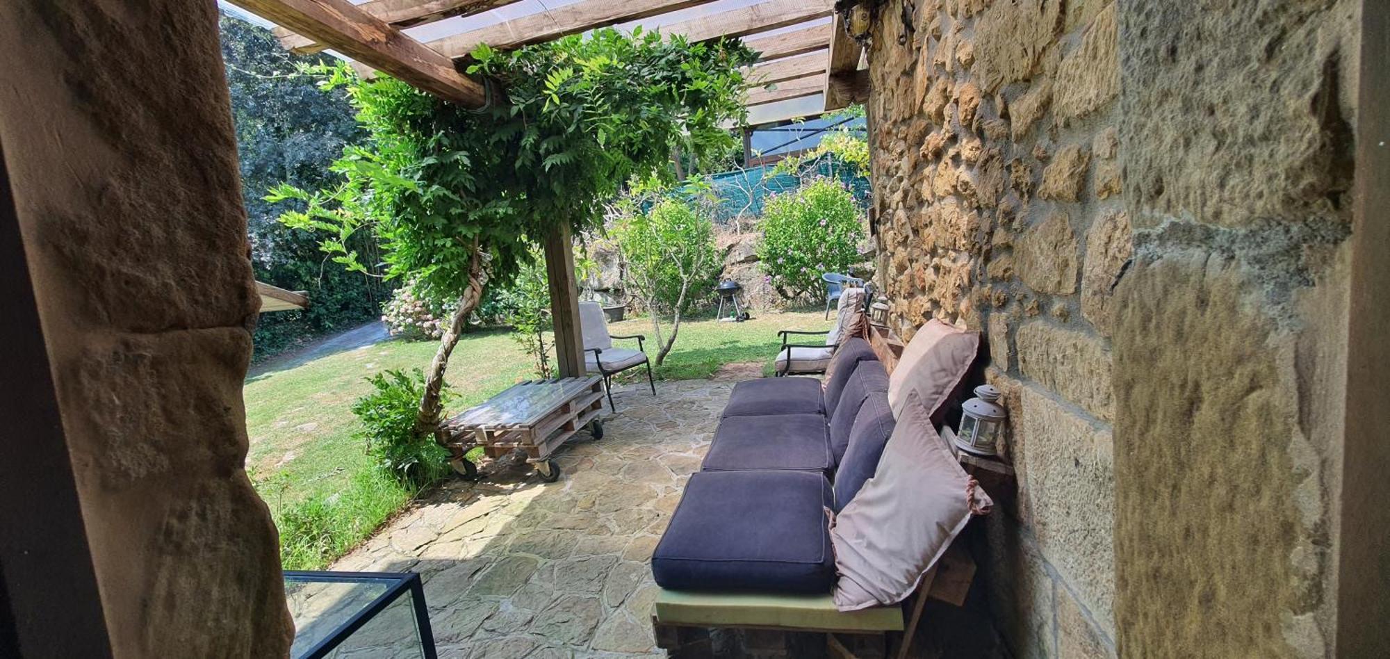 Fuente De Gueelo Guest House San Bartolome de Meruelo ภายนอก รูปภาพ