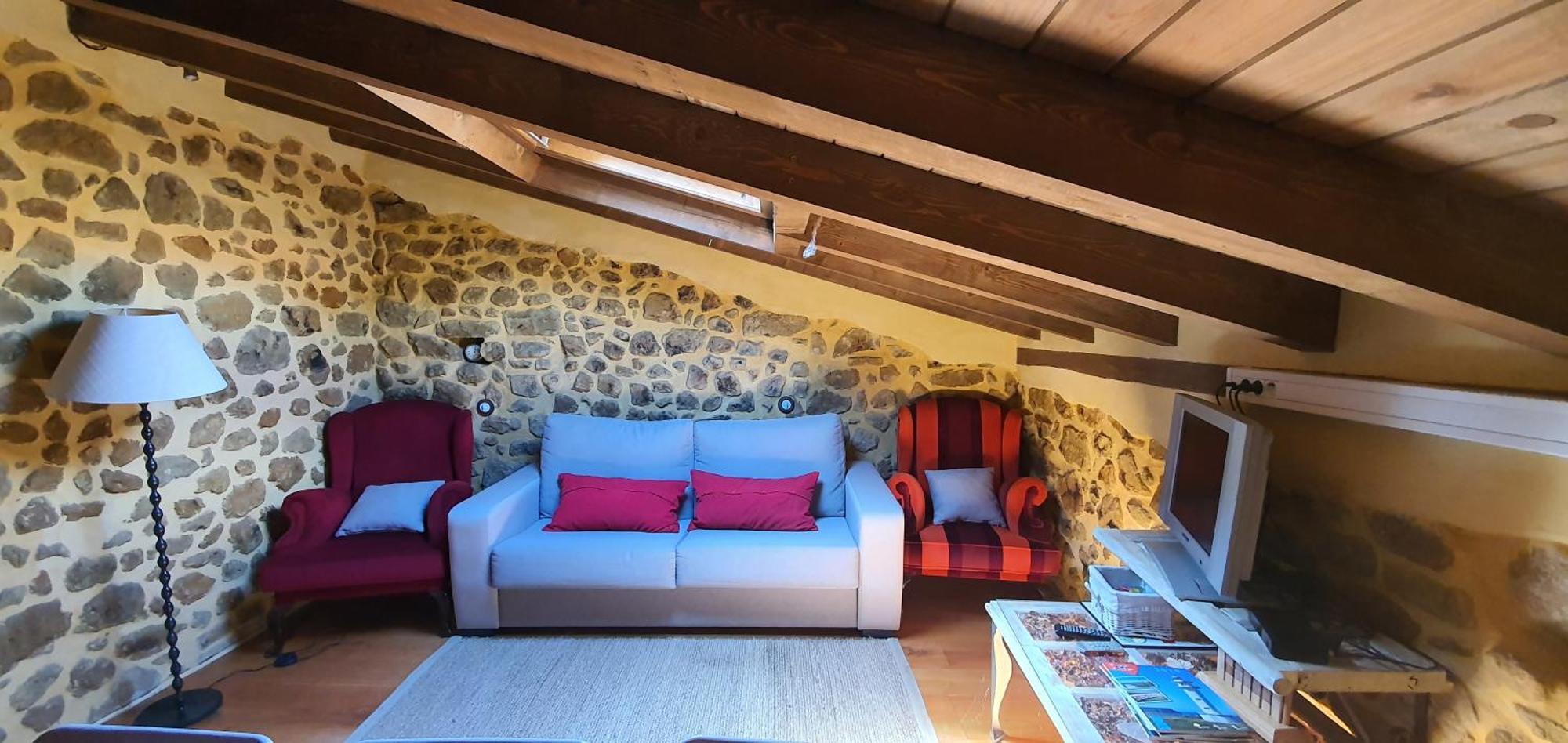 Fuente De Gueelo Guest House San Bartolome de Meruelo ภายนอก รูปภาพ