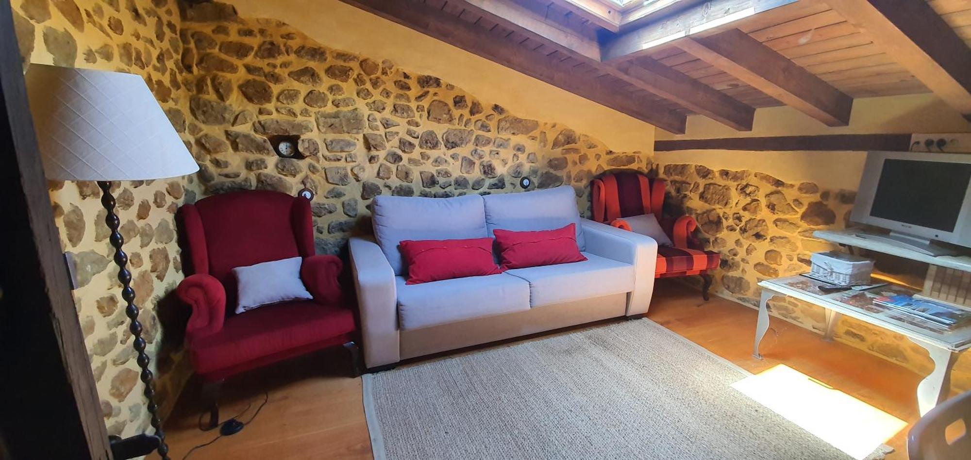 Fuente De Gueelo Guest House San Bartolome de Meruelo ภายนอก รูปภาพ
