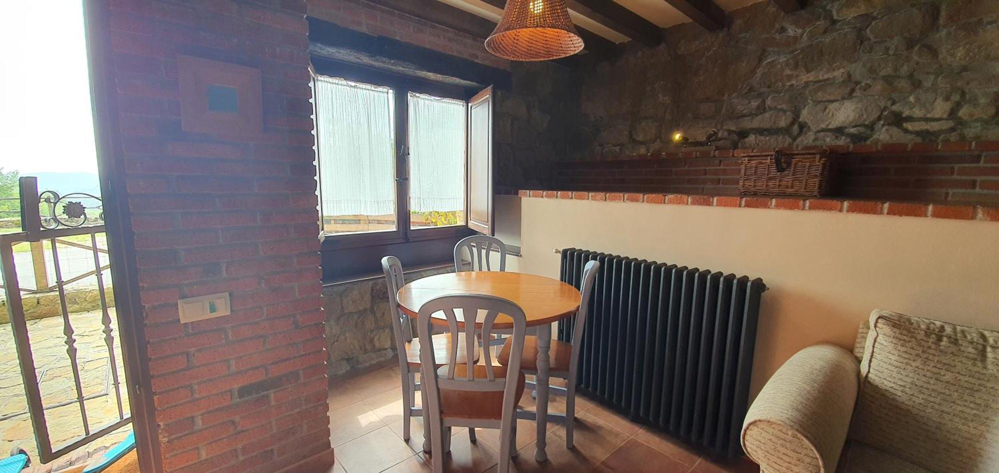 Fuente De Gueelo Guest House San Bartolome de Meruelo ภายนอก รูปภาพ